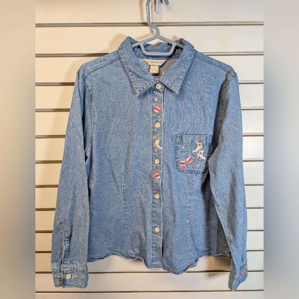 Christopher & Banks Ice Skate Winter Embroidered Denim Shirt Size L EUC HOLIDAY!